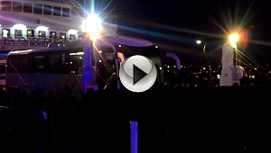 Feribottan atlayan genç karaya yüzerek çıktı