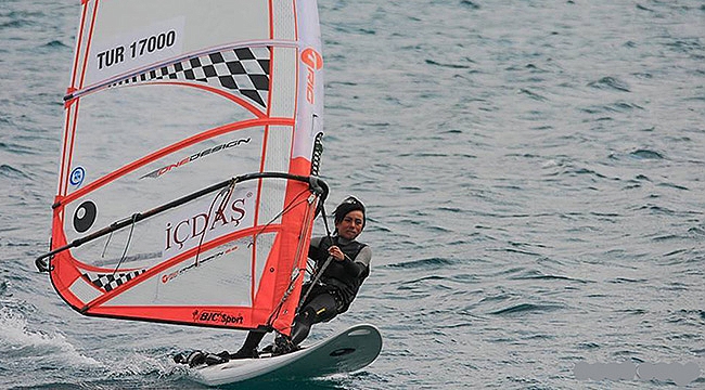 İçdaş spor'dan 3 yelkenci Milli Takım Kampı'na çağırıldı