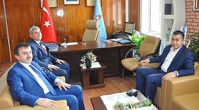 İl Özel İdaresi Genel Sekreteri Vali Yardımcısı Can Aksoy´dan İl Millî Eğitim Müdürü Osman Özkan´a ziyaret