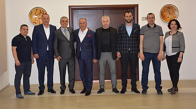 Kent Konseyi Başkanı Engin Kandemir'den Çtso yönetim kuruluna ziyaret