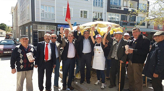 Kepez Merkezde HAYIR lokması dağıtıldı