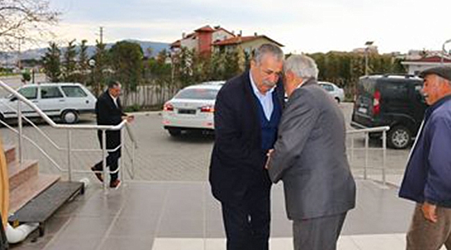 Mutan Çanakkale Şoförler ve Otomobilciler Esnaf Odası Başkanı Mehmet Ali Demir ile biraraya geldi