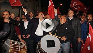  Romanların kararı 'Evet'