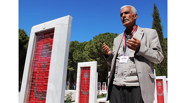Şehit Fethi Sekin'in babası Çanakkale şehitliklerini gezdi