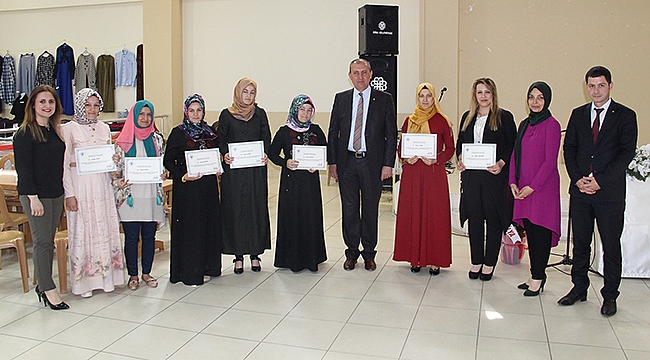 Şirintepe Bilgi Evi'nde belge töreni