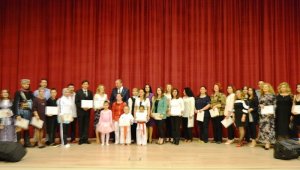 Atatürk Kültür Merkezinde yıl sonu buluşması