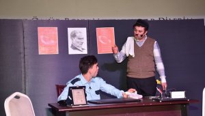 Çan Belediyesi'nden hem güldüren hem düşündüren tiyatro gösterisi