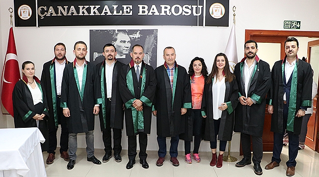 Çanakkale Barosu'nda ruhsat töreni heyecanı