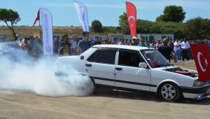 Çanakkale Boğaz Köprüsü'nde modifiyeli araçlar şov yaptı