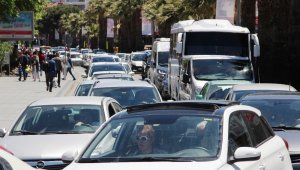 Çanakkale'de tatilci yoğunluğu devam ediyor