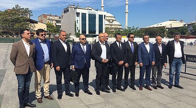 Chp'li Erkek Çağlayan Adliyesinde