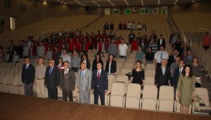 Deprem panelinde salon boş kaldı