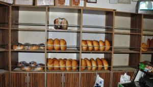 Ekmek zammı iptal edildi