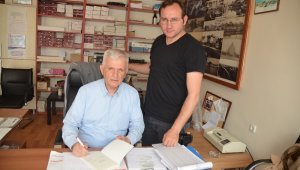 Emekli öğretmenden şiir kitabı