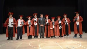 Engelli öğrencilerin mezuniyet heyecanı