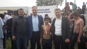 Genç pehlivan başarılarıyla göz dolduruyor