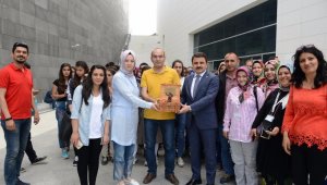 Iğdırlı öğrencilerden Alan Başkanı Kaşdemir'e ziyaret