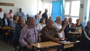 İlk mezunlar okullarında buluştu