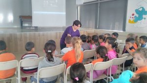 Lapseki TSM'den ilköğretim öğrencilerine hijyen eğitimi