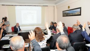 Meclis toplantısında Turan'a teşekkür