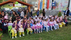 Minikler aileleriyle doyasıya eğlendiler