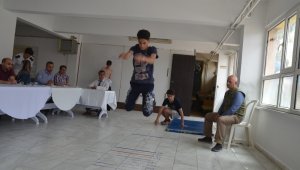 Öğrenciler mülakatta ter döktü