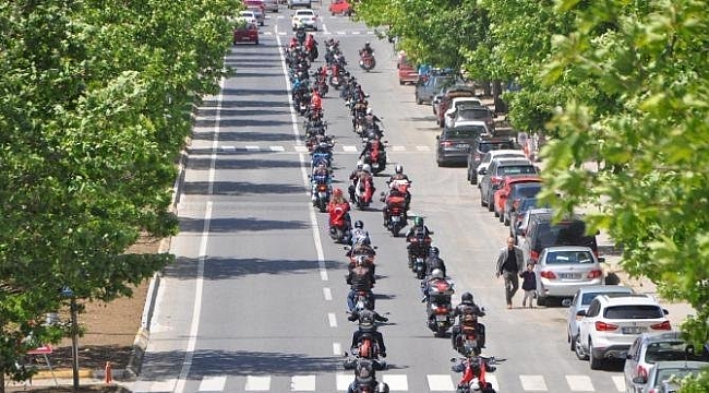  Şehit yakınları ve gaziler, 200 motosikletli ile Çanakkale'de