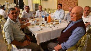 Biga'da muhtarlar iftarda bir araya geldi