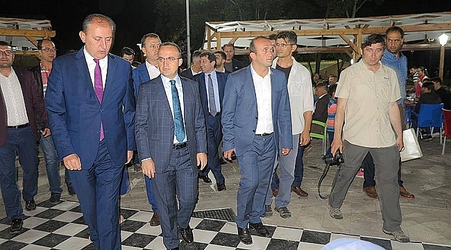 Bülent Turan'a Kulak Verin…