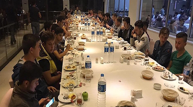 Çan Belediyesi Öğrenciler İle Sahur Yemeği