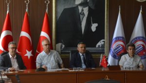 ÇOMÜ'de merkez müdürleri toplantısı yapıldı