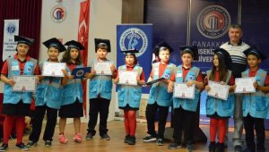 ÇOMÜ'nün ilk Çocuk Üniversitesi öğrencileri mezun oldu