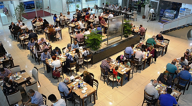 Çtso Ezine'de faaliyet gösteren üyelerine iftar verdi