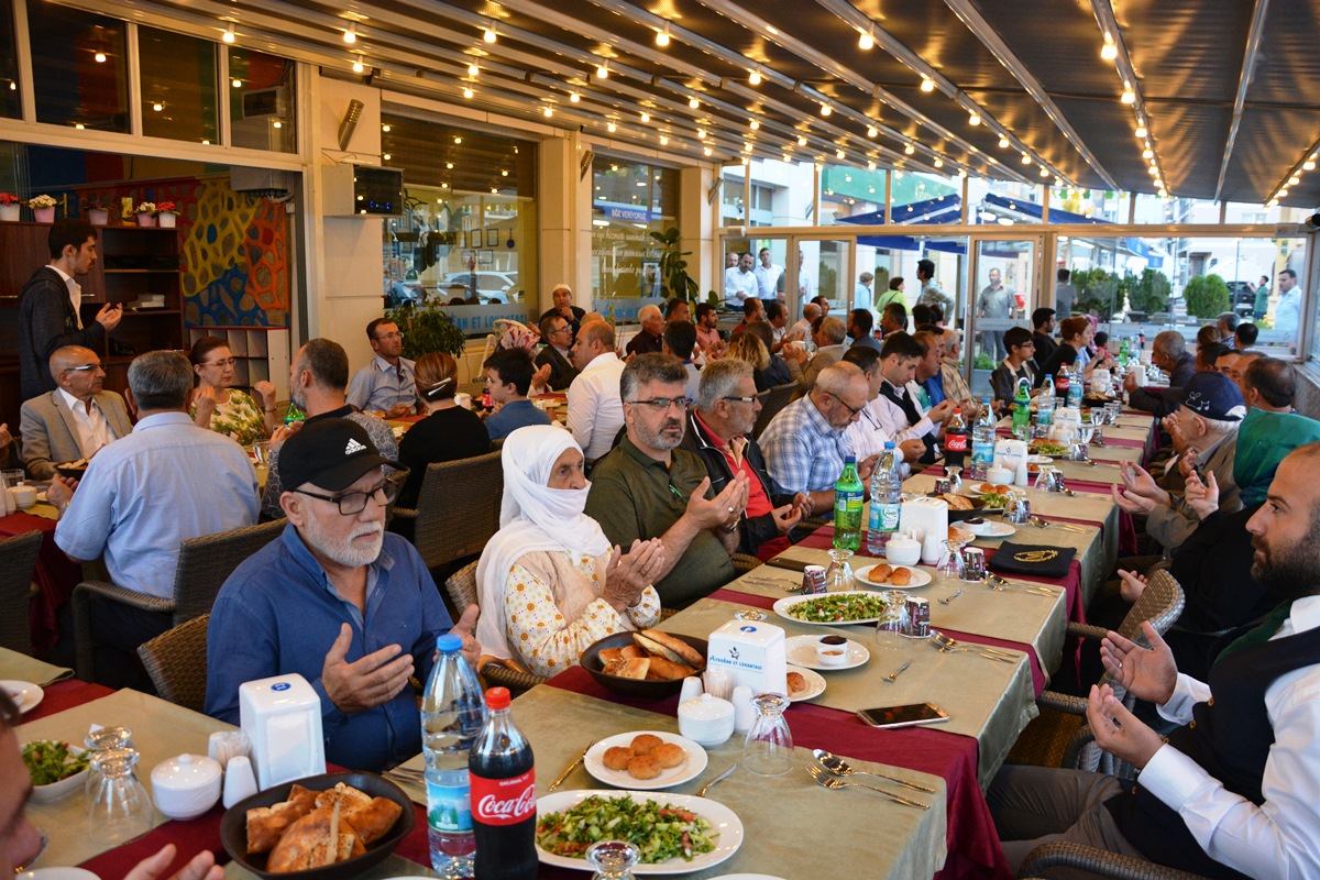 Çtso geleneksel iftar yemeklerine lapseki ilçesiyle devam edildi
