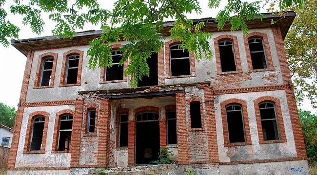 Karabiga Savaş Hastanesi Karabiga Belediyesi'ne Devredilip, Müze Yapılsın" Kampanyası Başlatıldı