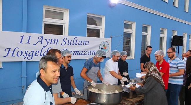 Kepez Belediyesi Mahalle İftarlarına Devam Ediyor...