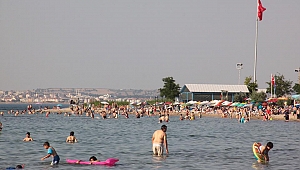 Mavi Bayraklı Kepez Belediyesi Halk Plajı Bayramda Doldu Taştı