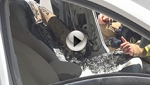 Öfkeli Kadın Eski Kocasının Arabasını Yaktı