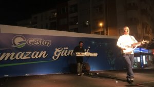 Ömür Gençel'den unutulmaz konser