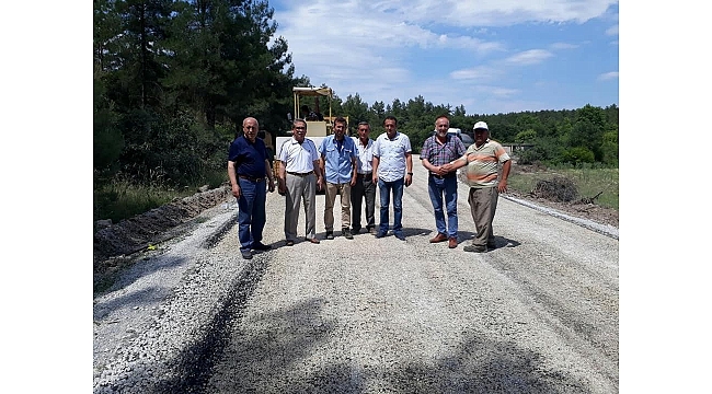 Yenice'de köy yolları asfaltlanıyor