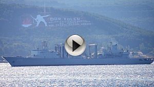 3 Gemiden Oluşan Askeri Filo, Çanakkale Boğazı'ndan Geçiş Yaptı..