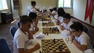 'Kale Gibi Gelecek-Satranç Eğitim Projesi' start aldı