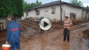 Bayramiç'i sel vurdu