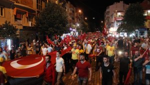 Çan'da binlerce kişi yine sokaklardaydı