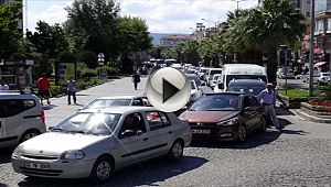 Çanakkale'de Hafta Sonu Trafik Yoğunluğu...