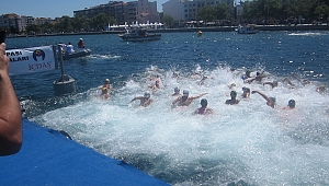  İÇDAŞ'ın yüzücüleri Boğaz'dan 5 madalya çıkardı