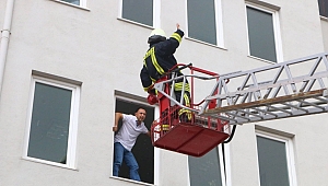 Kepez Belediyesi Hizmet Binasında Yangın Ve Bina Tahliye Tatbikatı Gerçekleştirdi...