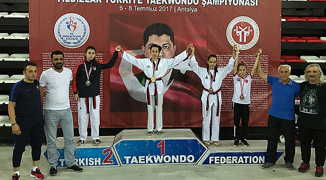 Milli ve Yıldız Taekwondocumuz Zeynep Taşkın Türkiye şampiyonu olarak Dünya şampiyonasına katılma yolunu aralamış oldu