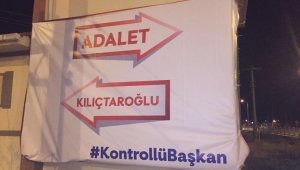 'Adalet Kurultayı'na pankartlı tepki