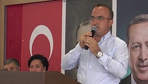 Ak Parti Grup Başkanvekili Bülent Turan: " şehitlikte içki içmek diye nerede bir adet var"